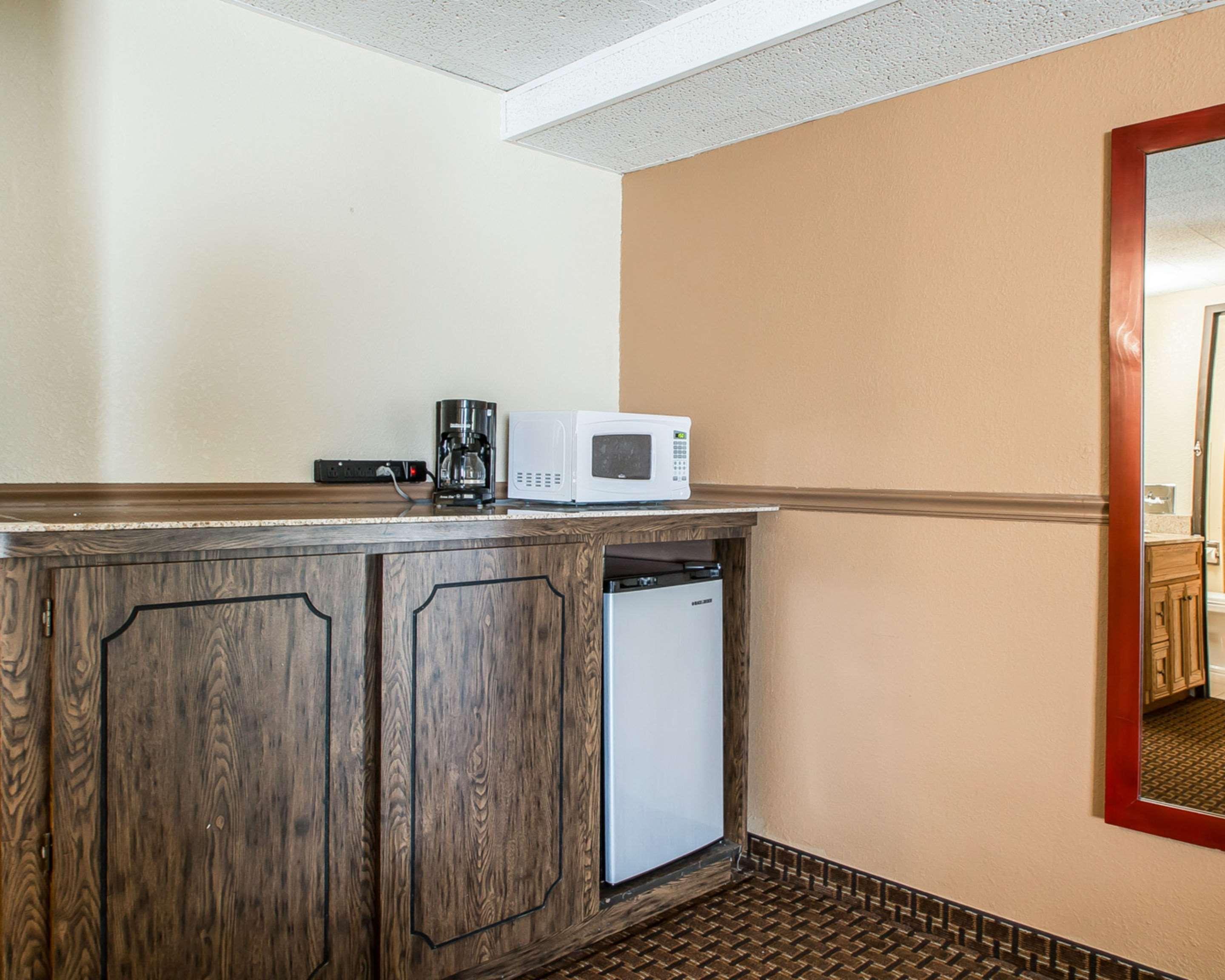 Quality Inn East Dubuque 外观 照片