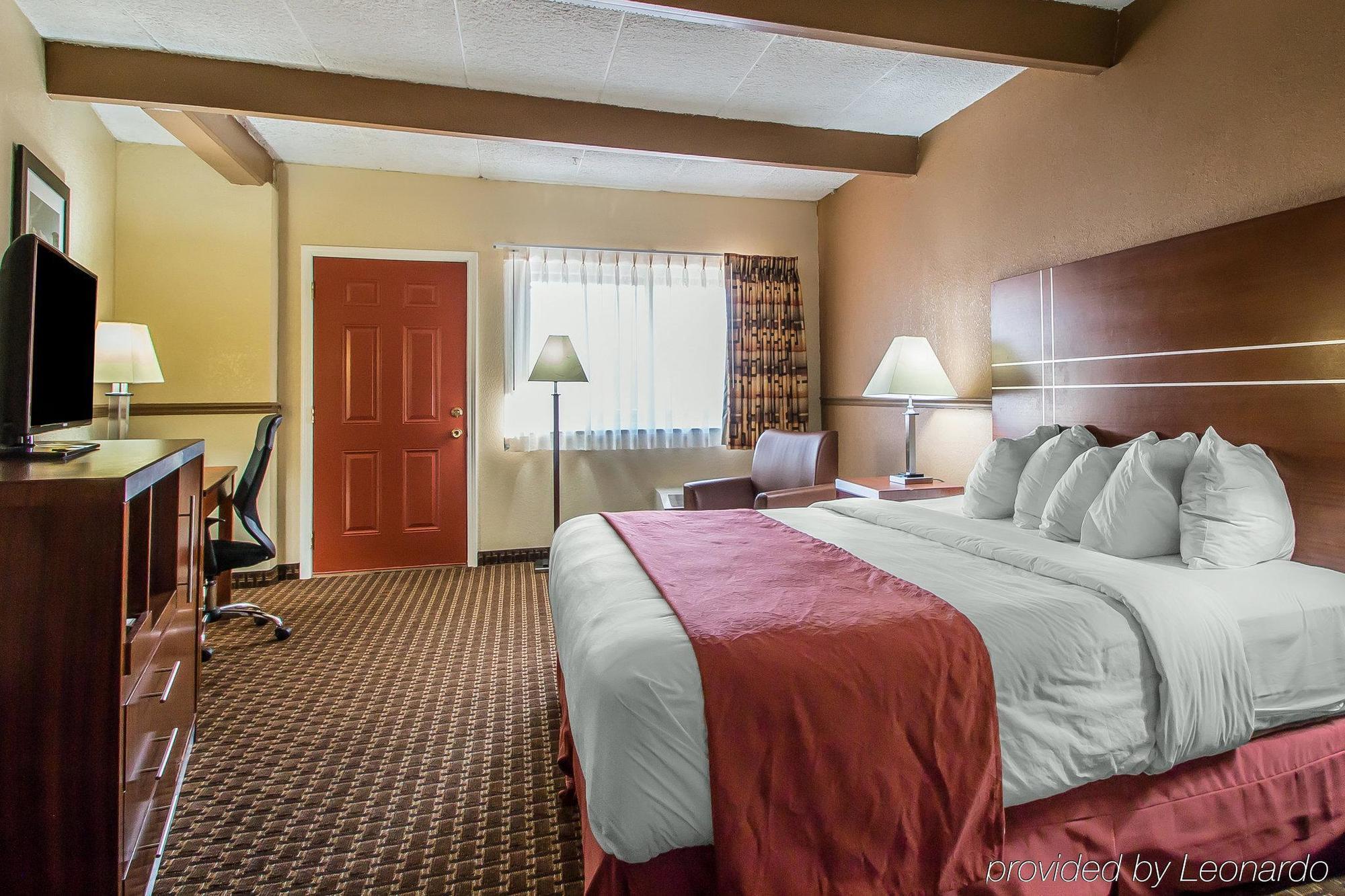 Quality Inn East Dubuque 外观 照片