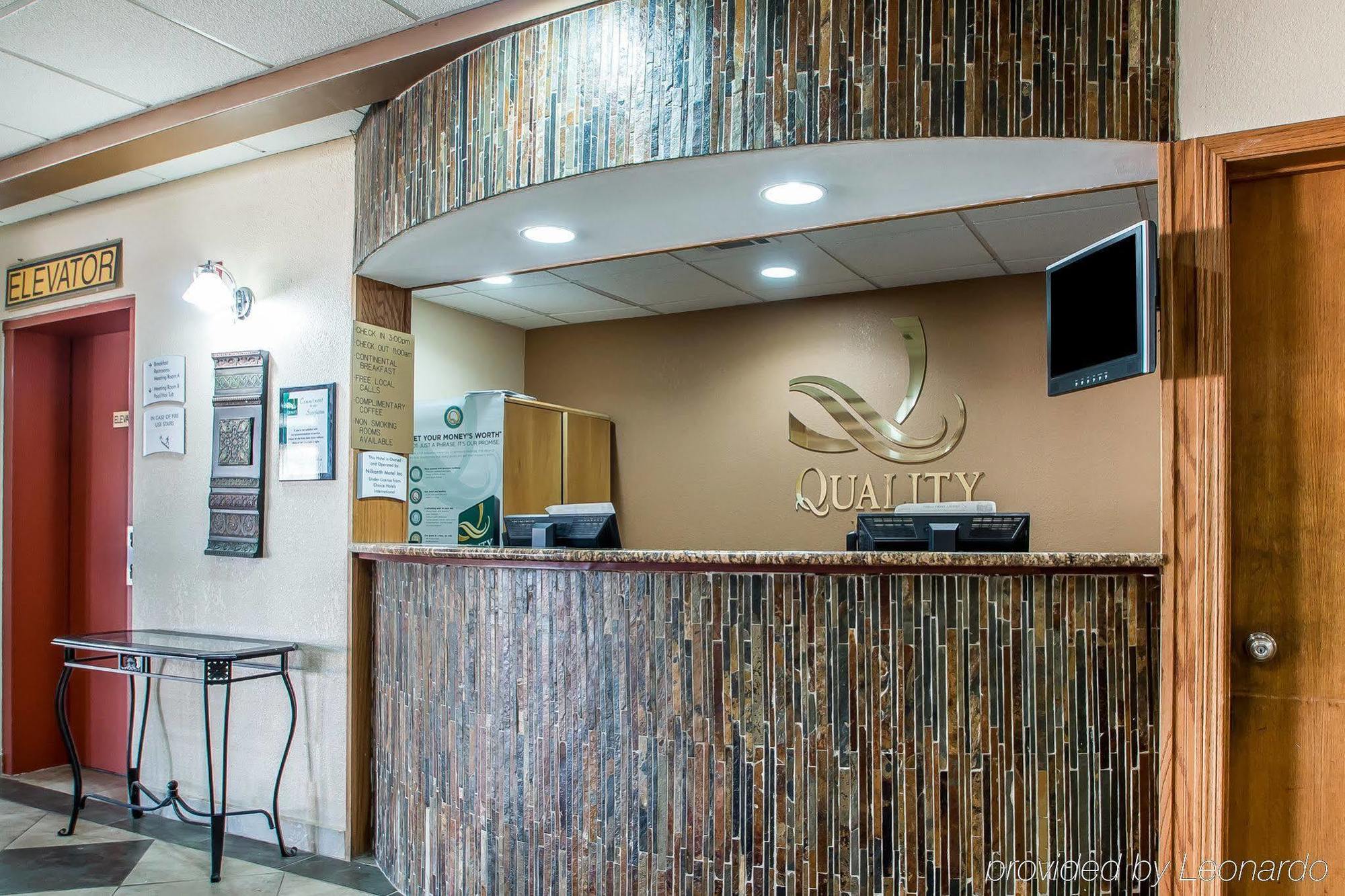 Quality Inn East Dubuque 外观 照片