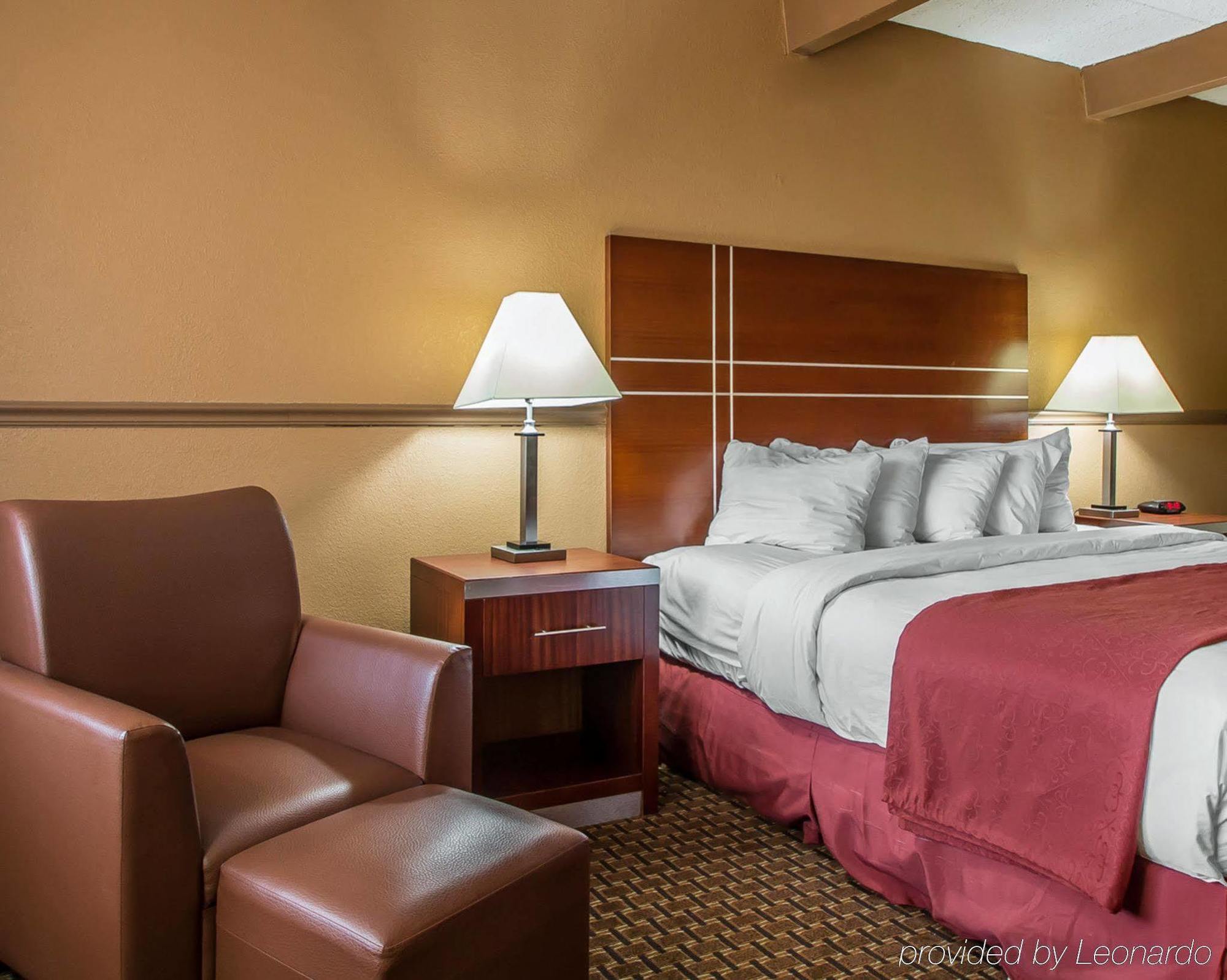 Quality Inn East Dubuque 外观 照片