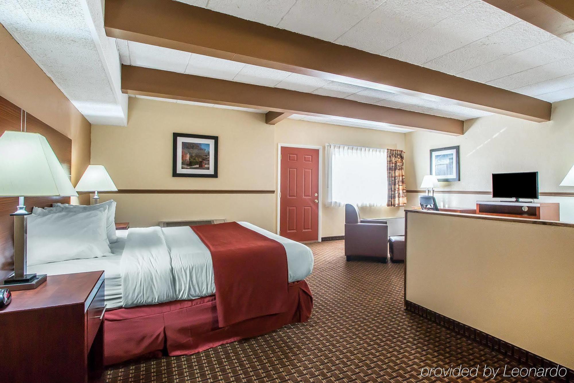 Quality Inn East Dubuque 外观 照片
