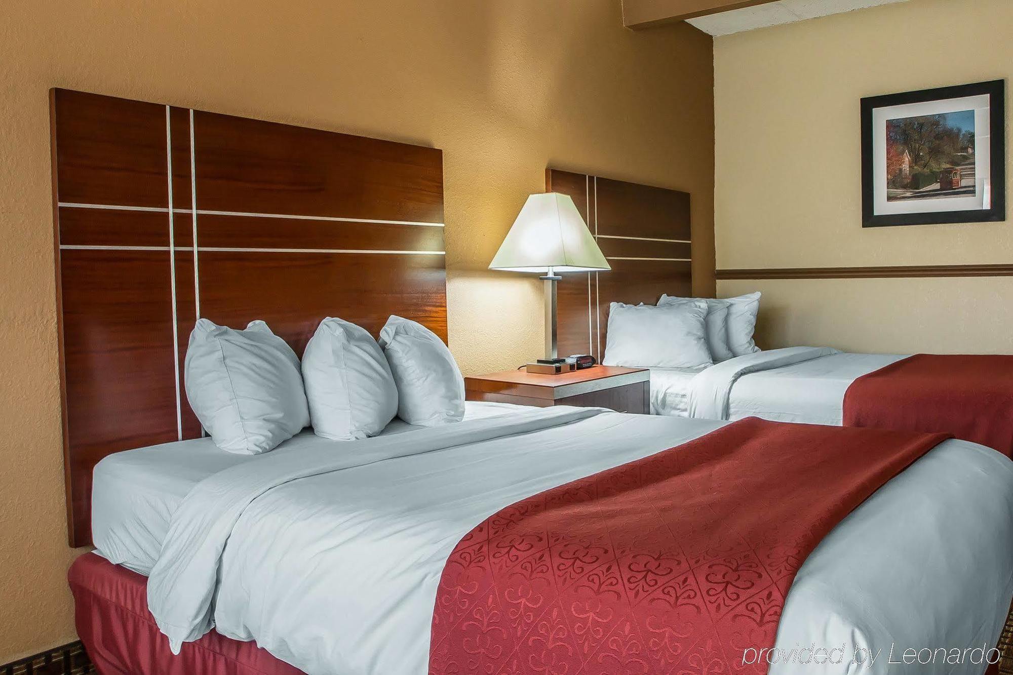 Quality Inn East Dubuque 外观 照片
