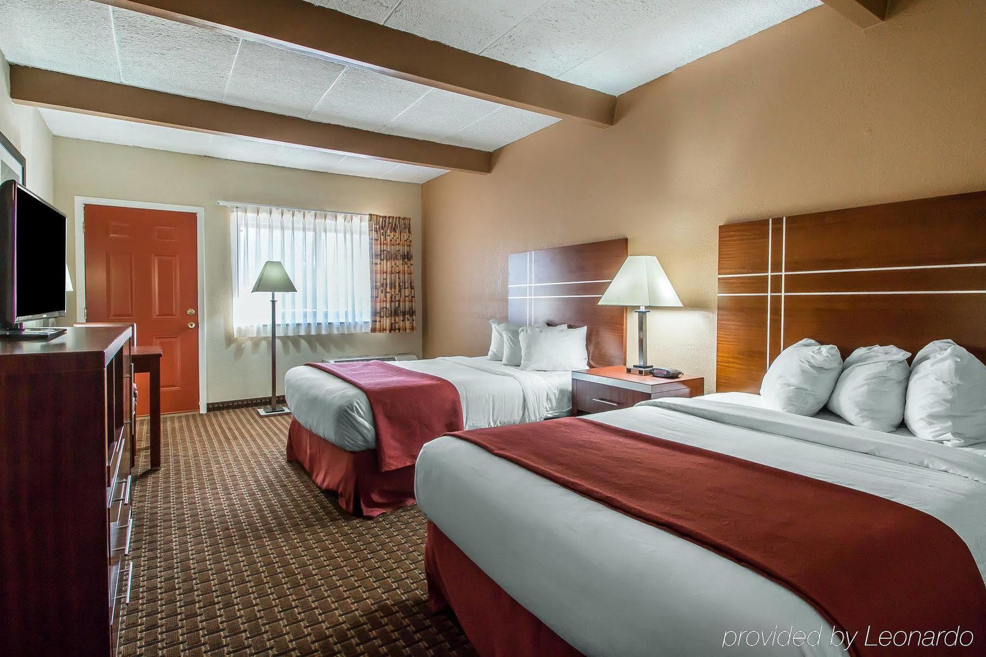 Quality Inn East Dubuque 外观 照片